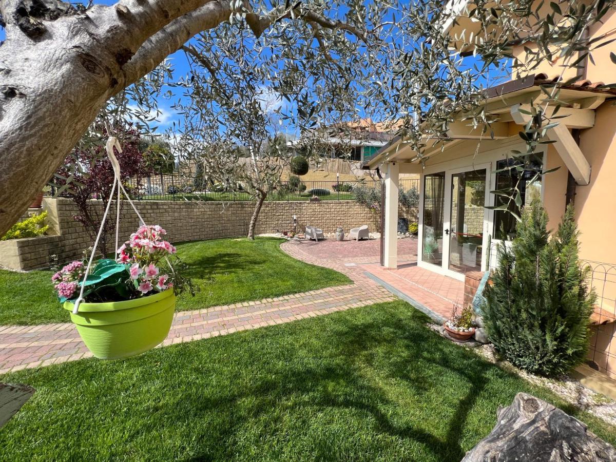Peperosa In Collina B&B Pescara Dış mekan fotoğraf