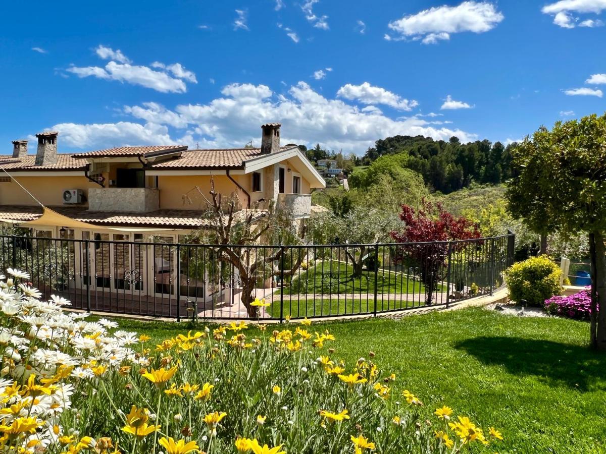 Peperosa In Collina B&B Pescara Dış mekan fotoğraf
