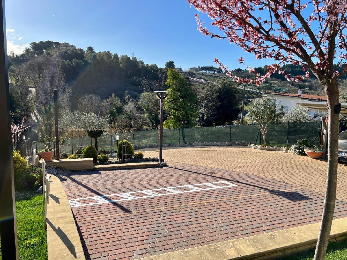 Peperosa In Collina B&B Pescara Dış mekan fotoğraf
